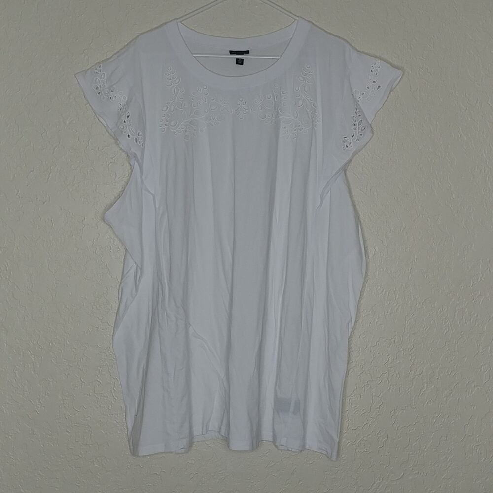 Torrid Eyelet Detail Short Sleeve Top‎ White